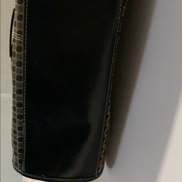 Purse - Picture 3 of 11